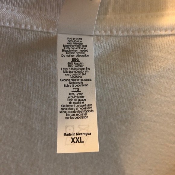 LV Minnie ears v-neck t shirt - Picture 6 of 7